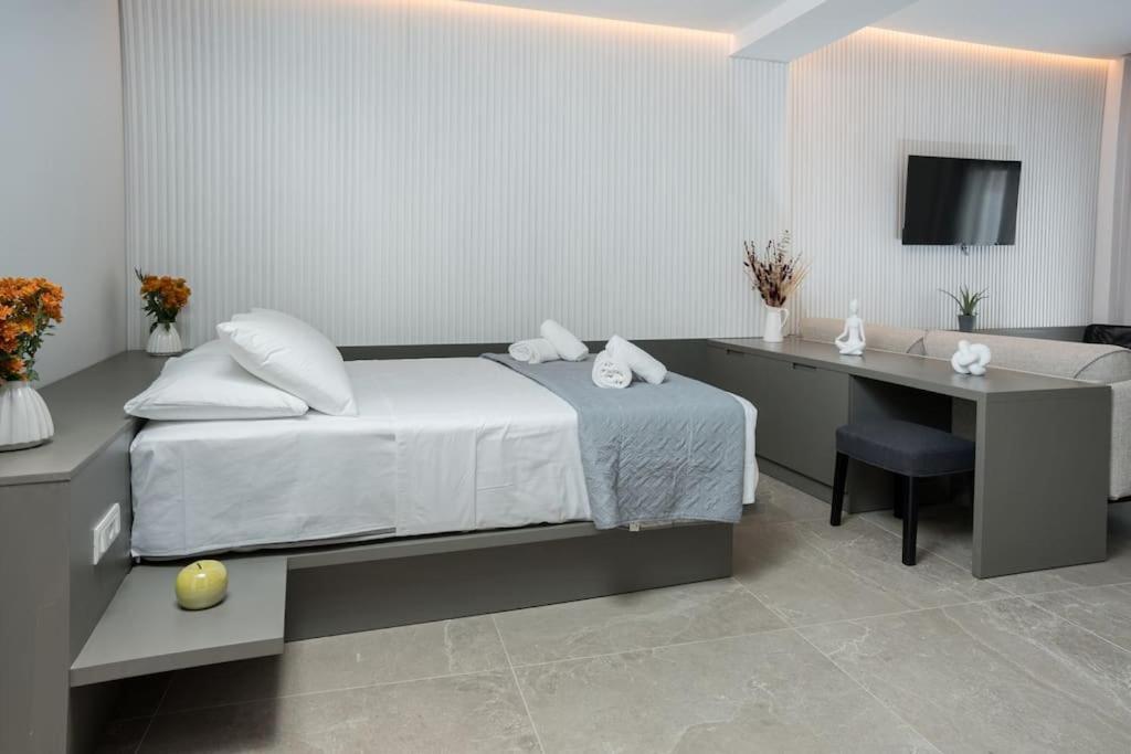 Minoas Suite The Sense Of Luxury Heraklion  Exterior photo