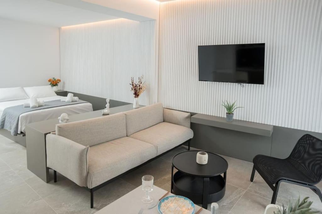 Minoas Suite The Sense Of Luxury Heraklion  Exterior photo